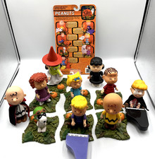 Halloween Peanuts Figurine Set It's the Great Pumpkin Charlie Brown Memory Lane picture