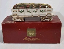 Lenox Holiday Junction Train Wagon w/Potpourri Porcelain w/24k Gold Accents 1999 picture