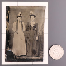 Antique CDV 6th Plate Tintype Friendship Photo of 2 Victorian Era Women #1277 picture