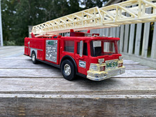 Vintage 1986 Hess Toy Fire Truck Coin Bank Aerial Ladder Original working  picture