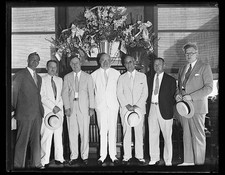 Photo:1920s Men Suits Straw Hats Group Portrait Floral Arrangement picture
