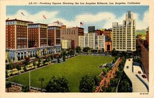 Los Angeles CA Pershing Square Biltmore Hotel Linen Postcard Unposted picture