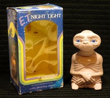 E.T. Night Light With Glowing Chest Vintage 1982 With Box Non-Working Display picture