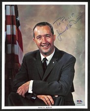James A. McDivitt Signed 8x10 Photo NASA Astronaut Apollo 9 PSA/DNA 210772 picture