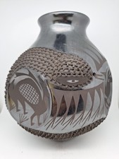 Mata Ortiz Handmade Pottery by Jose Gonzalez 9.75
