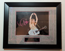 Taylor Swift Eras Tour Framed Photograph Facsimile Autograph Heart Hands Signed picture