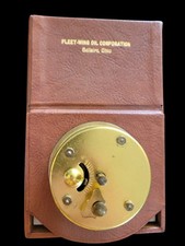 Fleet-Wing Oil Corp Bellaire Ohio Desk Clock by Gerlach-Barklow Unworking 6