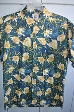 Kahala  Mens Medium Partially Opened Hibiscus Flowers & Buds /Nice picture
