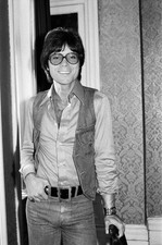 Cliff Richard at his managers office in London 26th September 1975 Old Photo 2 picture