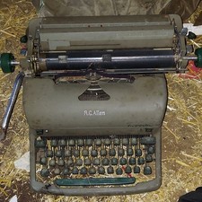 Vintage 1954 R.C. Allen 700 Visomatic Typewriter picture