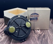 Vintage 1940s Sawyer's Bakelite Clamshell 3D VIEW-MASTER Model A w/ Box picture