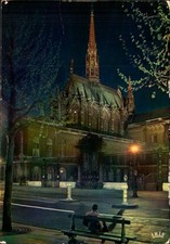 Paris - La Sainte Chapelle illuminated at night - Vintage Postcard - circa 1979 picture