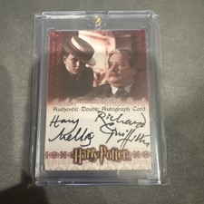 2007 Artbox 3D World Harry Melling & Richard Griffiths Auto Card Harry Potter picture