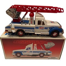 Brand New In Box Vintage 1995 Wilco Rescue Truck All Lights And Sounds Work. picture