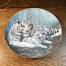 The Franklin Mint NWF White Tigers Porcelain Plate A46335 picture
