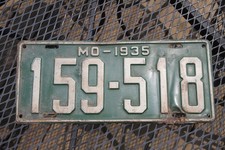 Original 1935 Missouri License Plate, 159-518 picture