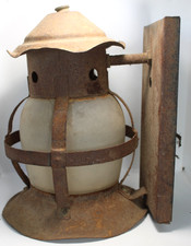 Antique Vintage RUSTIC WALL MOUNT LANTERN - RAILROAD STYLE - Original Glass picture