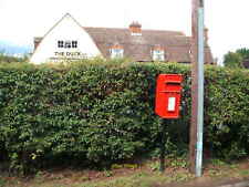 Photo 6x4 Elizabeth II postbox, Newney Green Great Oxney Green In front o c2017 picture
