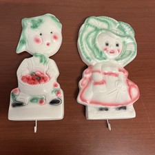 Vintage Pair of Anthropomorphic Vegetable Head Chalkware Wall Plaques w Hooks picture