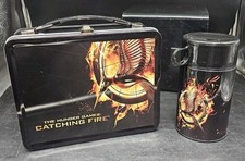 The Hunger Games Catching Fire Collectible Lunchbox with Thermos 2013 NECA picture