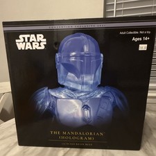 Gentle Giant Star Wars Legends in 3-Dimensions Mandalorian 1:2 Resin Bust picture