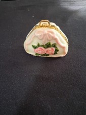 Vintage porcelain handbag trinket box gold trim picture