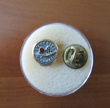 Original 1956–1967 Corvette Owner Lapel Pin picture