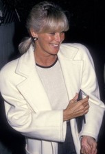Actress Linda Evans on October 24 1987 dines at Spago in West Holl- Old Photo picture