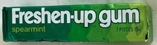 Vintage 1973 FRESHEN-UP SPEARMINT GUM Unopened New Old Stock picture