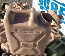 Military Water Can MWC 20L/5 Gallon Desert Tan LC Industries Very Good Condition picture
