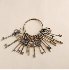 18pcs old Brass Skeleton Lot Keys BIG Large Antique Vintage for DIY Making Lock picture