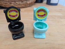 Vintage 1996 Topps BATHROOM BUDDIES Toilet Bubble Gum 3