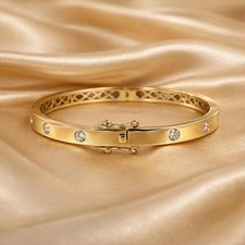 Diamond Engraved Dainty 7.5