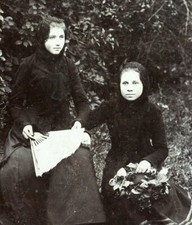 Cabinet card 1900's beautiful girls portrait antique vtg photo picture