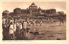 Scheveningen Netherlands Kurhaus Hotel & Beach Crowd Divided Back Postcard c1910 picture