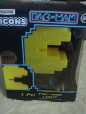 PALADONE ICONS PAC-MAN LIGHT picture