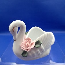 Vintage Swan Figurine Ceramic 3.5