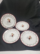 Set Of 4 Peanuts Charlie Brown Snoopy Christmas Ceramic 8” Salad Plates picture