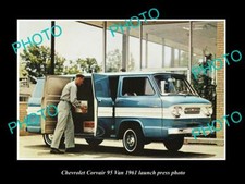 OLD POSTCARD SIZE PHOTO OF 1961 CHEVROLET CORVAIR 95 VAN LAUNCH PRESS PHOTO picture