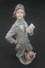Lladro Delivery Boy #4906 Porcelain Figurine 