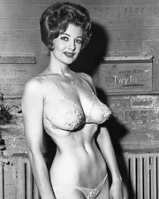 Debbie Reynolds Sexy Body In Bikini Black And White 4x6 Picture Celebrity Print picture