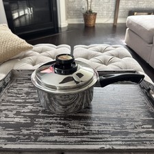 Kitchen Craft By West Bend 8.5” All In One Pan. With Vapo Lid.  picture