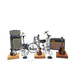 The Beatles Miniature replica instrument Set drum Guitar Bas Amplifier Display picture