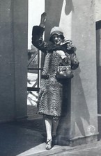 1926 Flapper Fashion Leopard Print Coat Cloche Hat Atlantic City Photo picture
