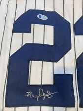 Roger Clemens Signed Majestic Yankees Jersey.  Size 50. Beckett Cert.  ￼ New picture
