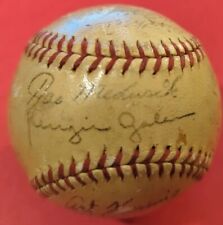 1946 Brooklyn Dodgers TEAM SIGNED Baseball Pee Wee Reese Joe Medwick Leo Duroche picture