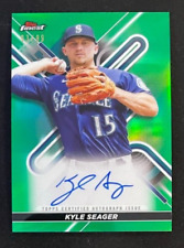2022  Topps Finest Autographs Green Wave Refractors #FAKS Kyle Seager 93/99 picture