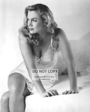 ACTRESS KATHLEEN TURNER PIN-UP - 8X10 PUBLICITY PHOTO (DD744) picture