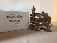 Department 56 The Original Snow Village - Village Station #54380 in Original Box picture
