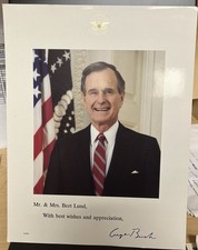 1989-1993 George H.W. Bush 41st President Official White House Portrait Photo picture